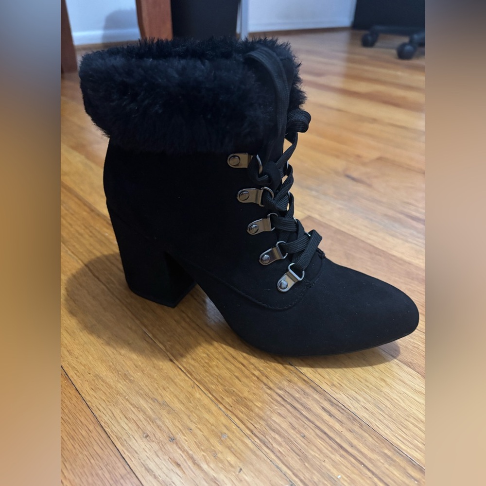BAMBOO Black Lace-Up Boots with Fur Trim